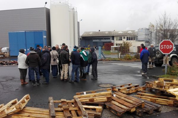 Les producteurs demandent une hausse du prix payé pour leur lait.