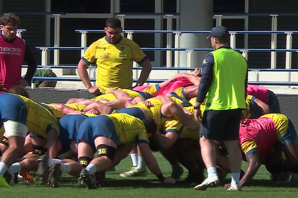 Enfermée dans une spirale négative depuis plus d'un mois, l'ASM vient d'enchaîner quatre matchs sans victoire. L'équipe auvergnate joue ce week-end son maintien.