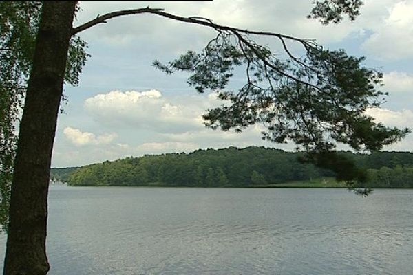 Le lac de Vassivière (Creuse) 