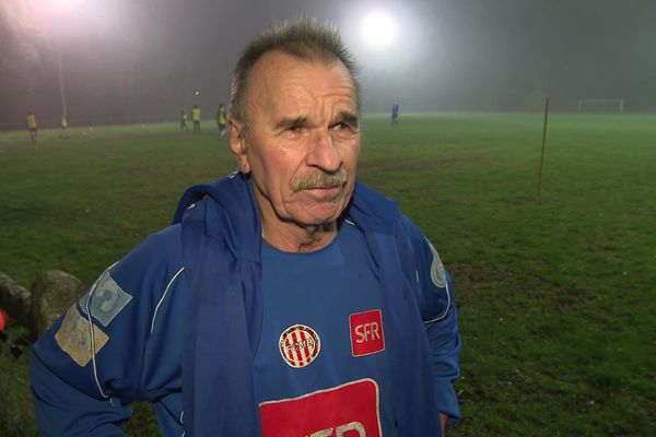 Georges Bagrowski a commencé le football à 18 ans.