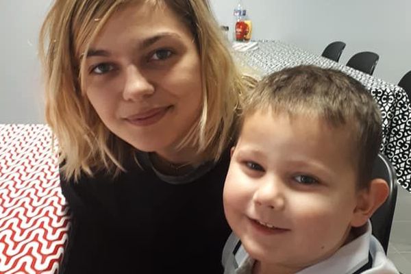 Louane avec julien ce jeudi soir à Longuenesse