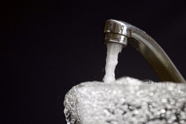 L'eau est jugée trop chère par des habitants de la commune de Roquebrune Cap Martin.