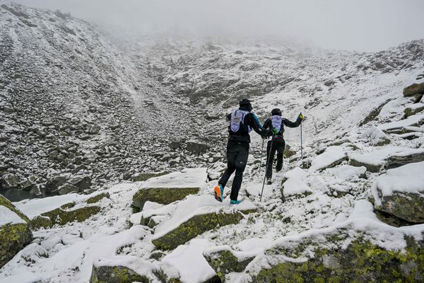 La Petite Trotte à Léon (PTL) est une épreuve par équipe de 310 km et 25 000 m de dénivelé positif.