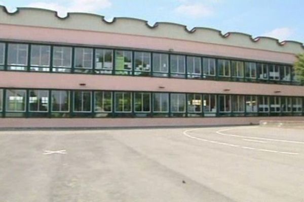 Les faits se sont en partie déroulés dans cette école primaire de Bapaume.