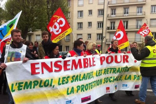 1er mai : les défilés en Basse-Normandie 