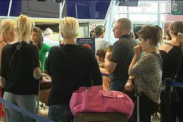 Les passagers de lille-Lesquin en partance pour Djerba ont majoritairement choisi de ne pas se laisser intimider par les terroristes