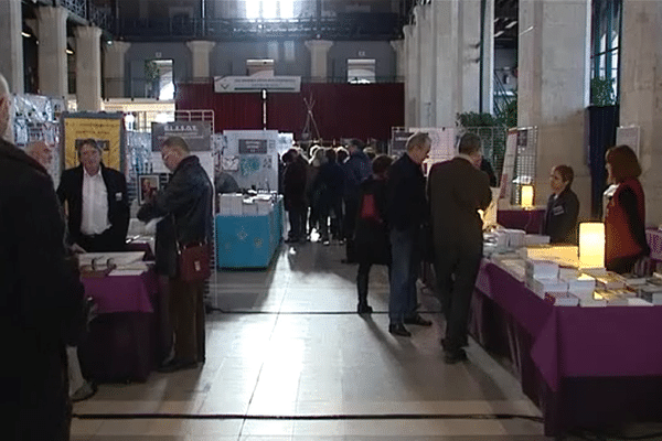 A la Halle aux Grains à Blois, la première édition des Rendez-vous Maçonniques, le 6 février 2016.