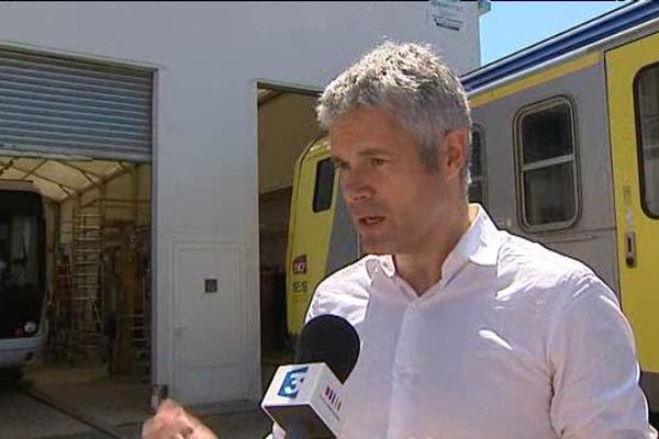 Laurent Wauquiez en visite aux ACC à Clermont-Ferrand le 22 juin 2016. 