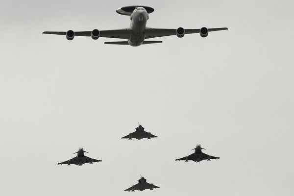 Quatre Mirage de la BA 116 de Luxeuil ont participé au défilé du 14 juillet 2019 sur les Champs Elysées