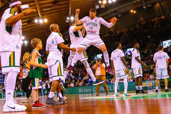 Les joueurs du Limoges CSP peuvent bondir de joie : ils ont la 4ème place !