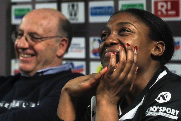 Regard porté vers l'avenir et dans la complicité, Grace Zaadi quitte le Metz Handball