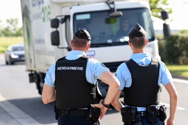 La gendarmerie appelle les artisans à surveiller et à protéger leurs fourgons pour éviter les vols d'outillage.