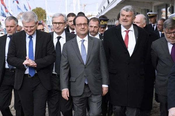 François Hollande à son arrivée à La Rochelle pour les Assises de la Mer.