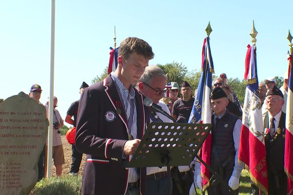 Michael Grady, rameur américain tout juste sacré champion olympique, rend hommage à son grand-oncle, mort pendant la Seconde Guerre mondiale à Cugny dans l'Aisne.