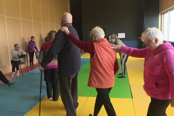 Un atelier de prévention des chutes chez les personnes âgées à Bain-sur-Oust