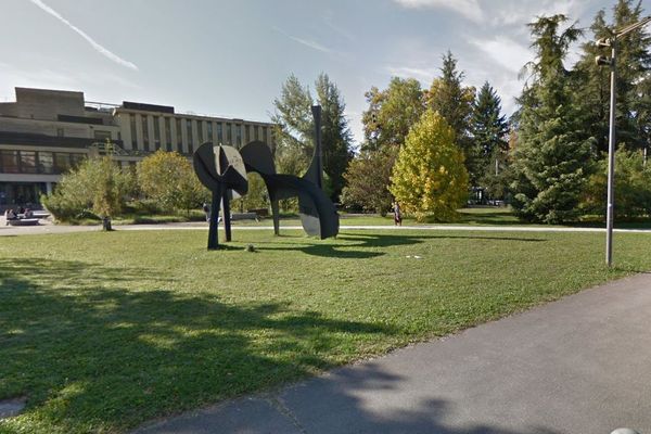 La bibliothèque Droit et lettres de l'Université Grenoble Alpes.