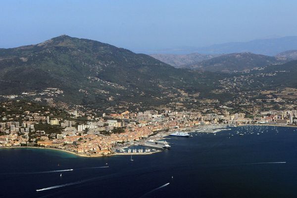 La ville d'Ajaccio.