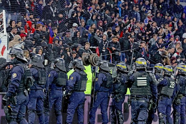 Ambiance tendue après la défaite à domicile de l'Olympique Lyonnais face à Strasbourg (2-1) - samedi 14 janvier 2023