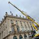 Les grilles qui jouxtent le Grand Hôtel de la Reine à l'angle de la place Stanislas à Nancy (Meurthe-et-Moselle) ont été déposées vendredi 22 novembre 2024 à huit heures du matin.