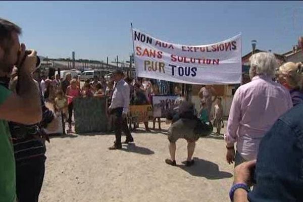 Sur le site, la mobilisation des associations