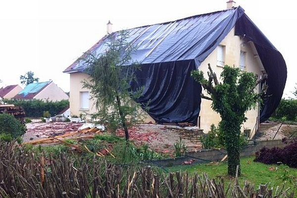 Une "tornade" a touché de plein fouet trois communes du Châtillonnais : Etrochey, Montliot-et-Courcelles et Cérilly.