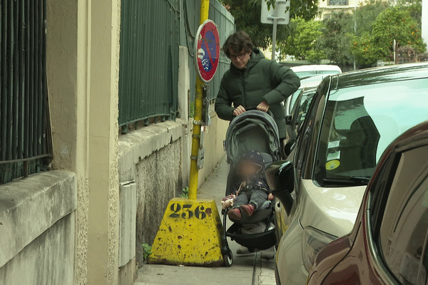 Un père de famille Niçois dénonce sur les réseaux sociaux les difficultés rencontrées lorsque vous circulez avec une poussette.