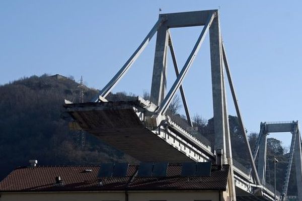 Le cas du pont Morandi à Gênes, dont le démantèlement doit démarrer vendredi, est particulièrement complexe.
