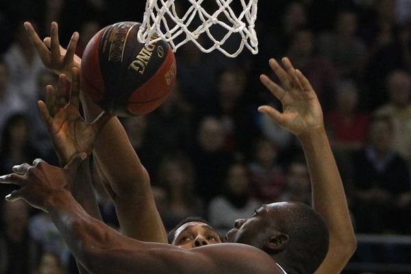 Basket: duel sous le panier ( photo d'illustration)