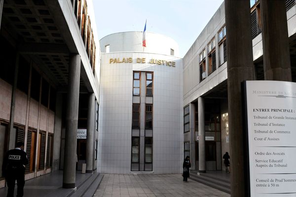 Le palais de justice de Draguignan dans le Var.