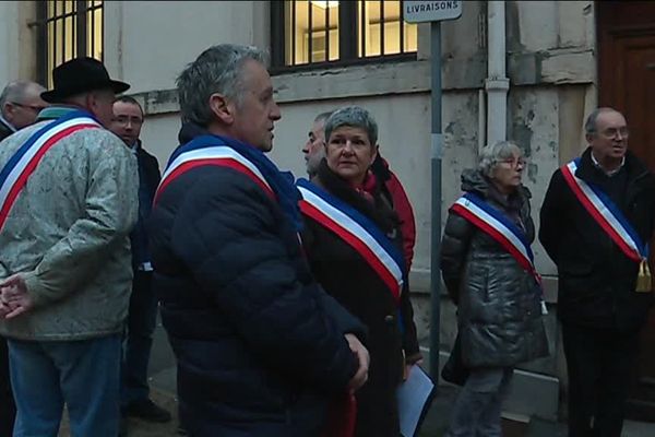 14 élus sont venus déposer leur démission à la préfecture lundi 21 janvier 2019.