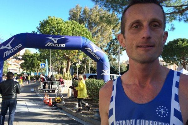 William Struyven, du Stade Laurentin, gagne sa 5e Course du Soleil.