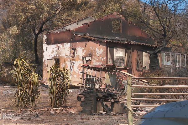 La maison de Sandrine n'a pas résisté aux flammes de l'incendie de Frontignan