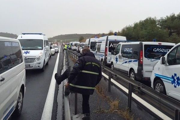 Les ambulanciers d'Aveyron et de Lozère ont bloqué l'autoroute A 75