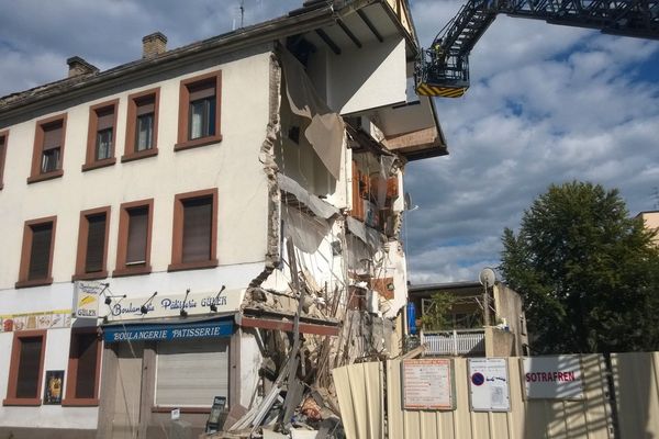 L'immeuble après l'effondrement du mur-pignon