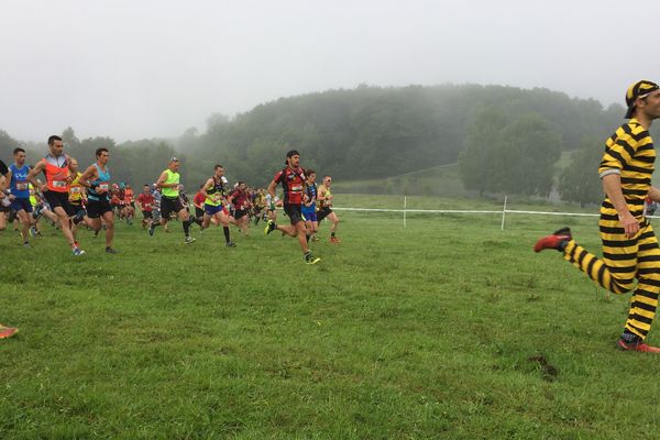 Dimanche 4 juin 2017 - 1800 coureurs ont pris le départ du 32 kms