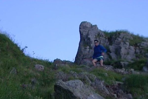 Le 105 km de l'Ultra Trail du Puy Mary-Aurillac a attiré 500 courageux coureurs partis vendredi à minuit. 350 ont réussi à terminer dans les délais.