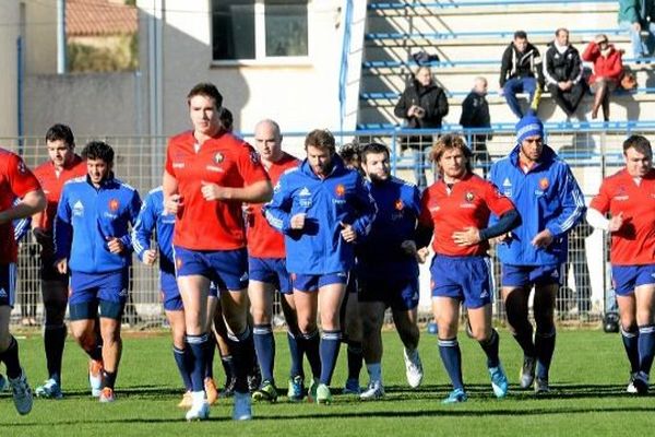 Le XV de france à l'entraînement. Archives.