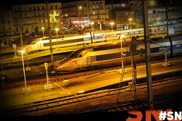 trains en gare