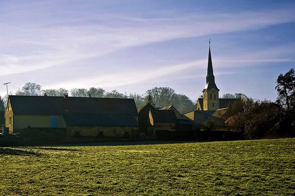 Petit village en Sarthe.