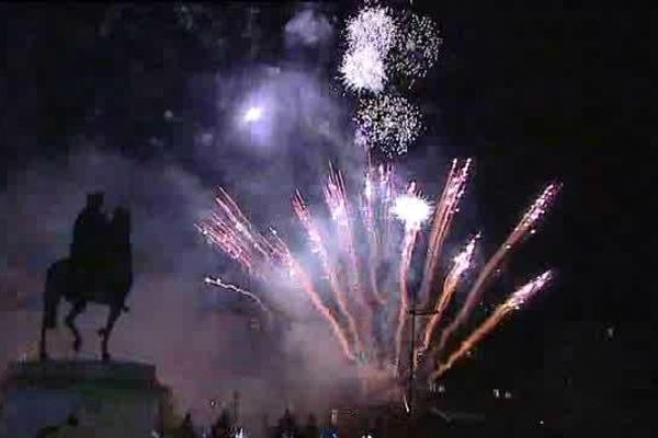 La Fête des Lumières a lancé ses premiers feux vendredi soir....