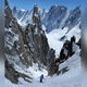 La ligne "Vire de Lune" sur l'Aiguille du Chardonnet, dans le massif du Mont-Blanc, n'avait pas été réalisée depuis sa première en 2016 par Kilian Jornet et Vivian Bruchez.