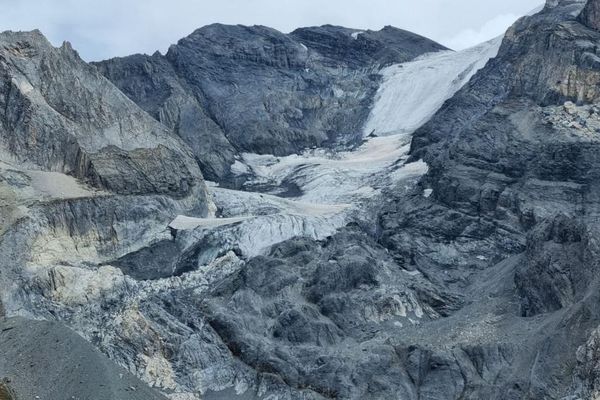 Le glacier de la Grande Casse situé sur la face ouest du sommet éponyme.