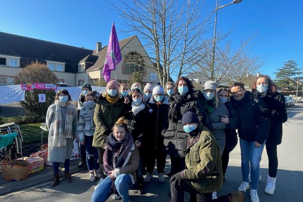 Une grande partie du personnel de l'Ehpad Korian de Grainville-sur-Oron est en grève pour réclamer plus de reconnaissance et des bras supplémentaires.