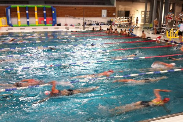 Pendant ce week-end d'intégration, les triathlètes se sont entraînés avec des séances de footing et de natation. 