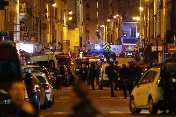 De nombreuses zones d'ombre sont encore présentes dans l'enquête sur les attentats de Paris. 