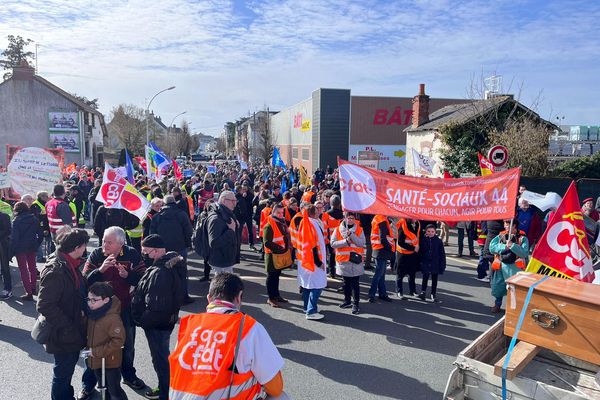 Le cortège s'apprête à partir à Ancenis.