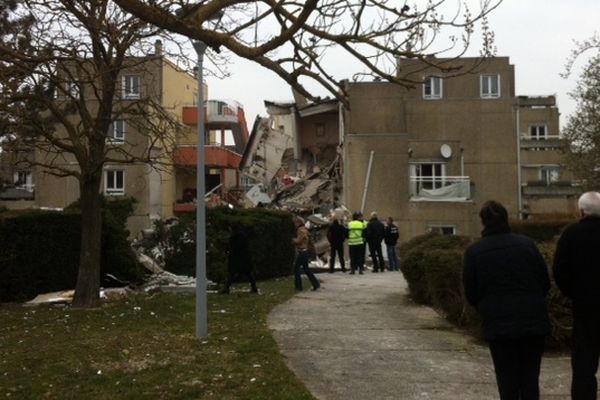 Toute la journée, des habitants de la commune se sont rendus sur le site pour constater les dégâts