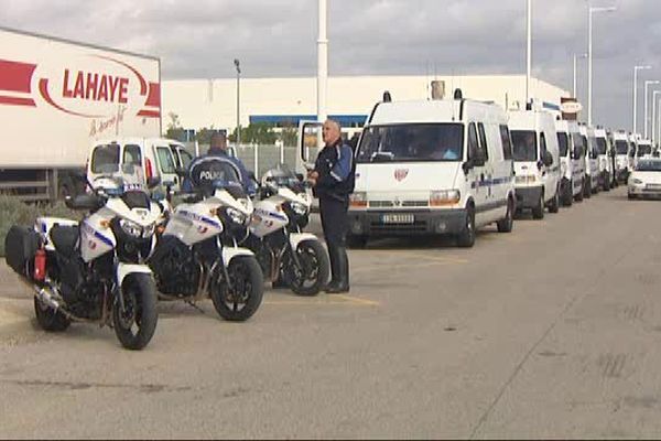 120 policiers et gendarmes mobilisés pour évacuer 2 camps de gens du voyages qui s'étaient installées sur des terrains de l'agglomération de Perpignan à proximité de zones commerciales.