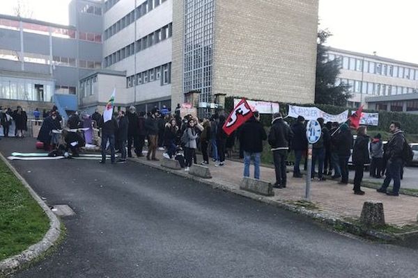 Nouvelle session d'épreuves E3C du bac au lycée de Melle