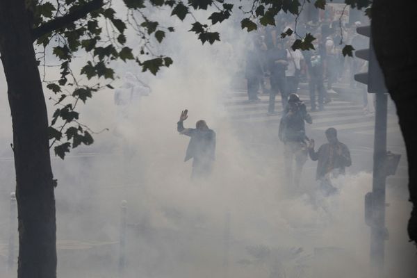 Au total, 184 rassemblements ont eu lieu sur l'ensemble du territoire et trois policiers ont été blessés.